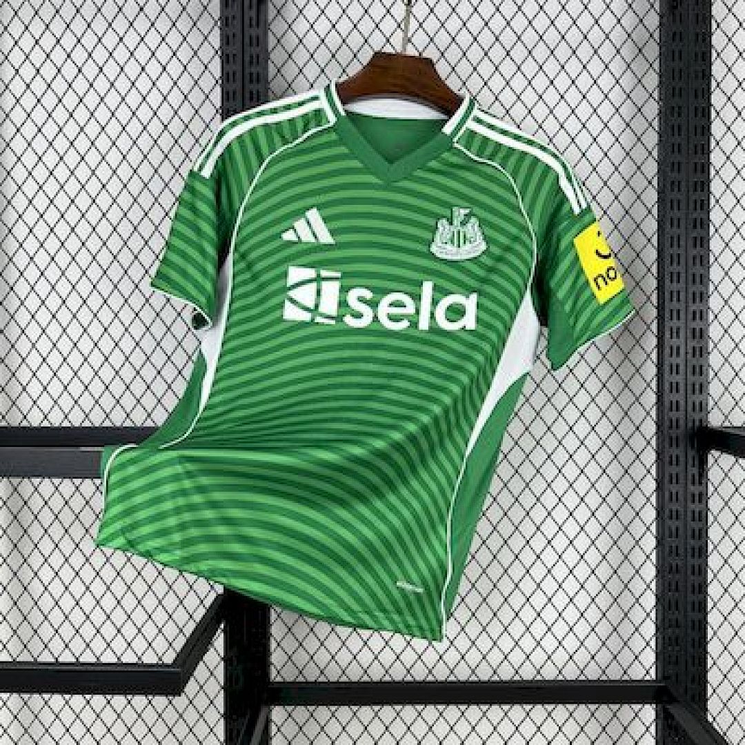 Newcastle United 2025/26 Away Jersey