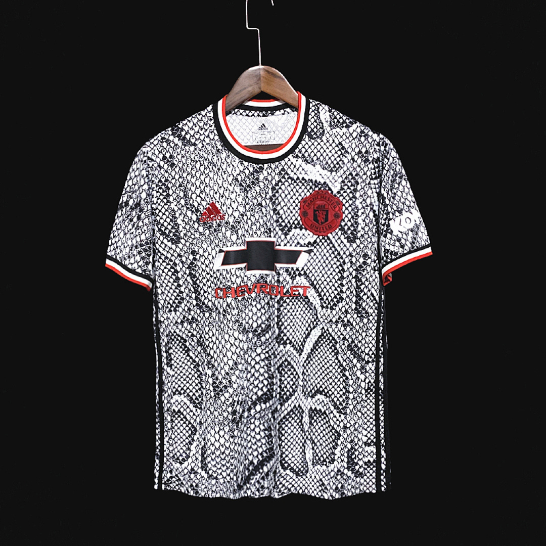 21-22 M-u Snakeskin S-2XL