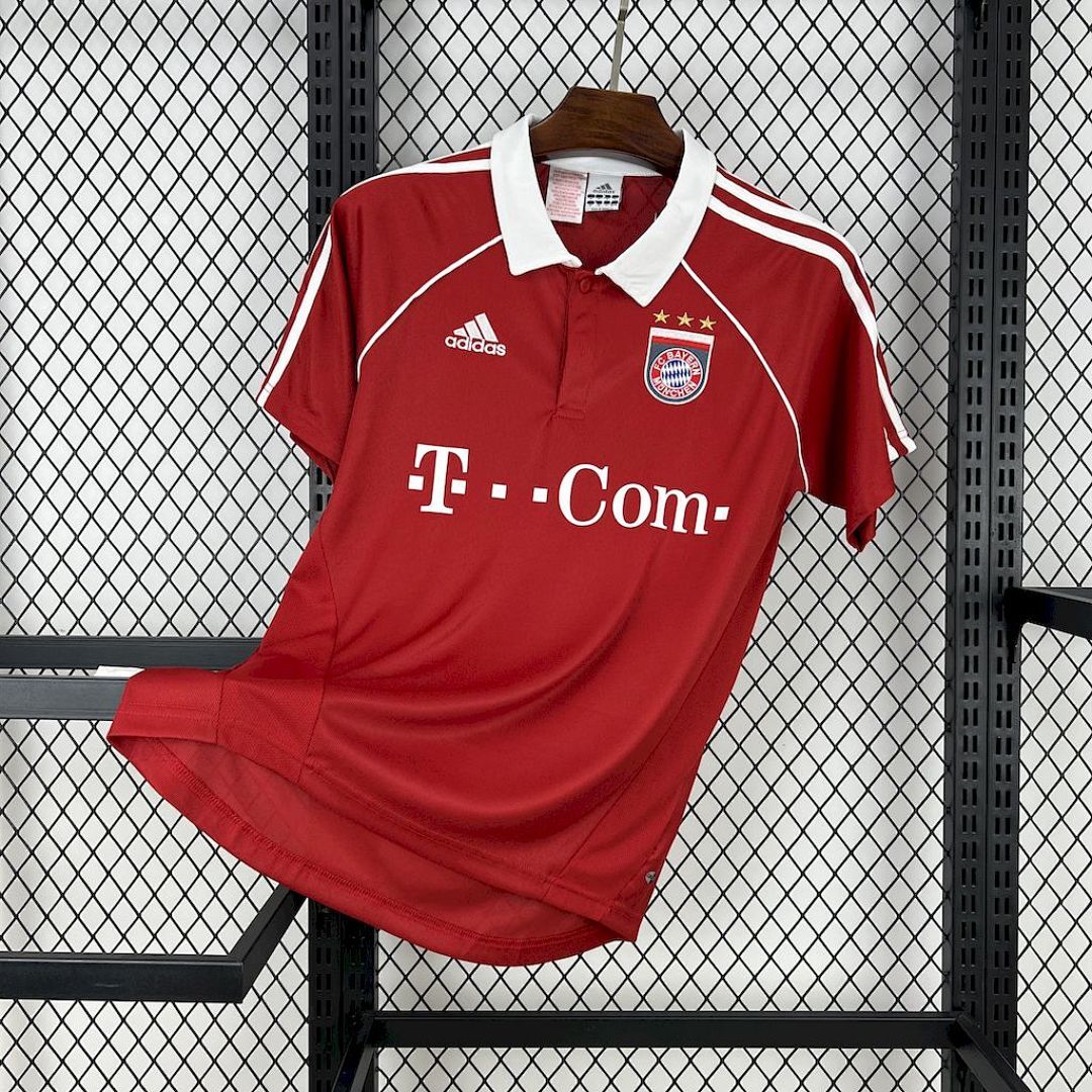 Bayern Munich 2005/06 Home Retro Jersey