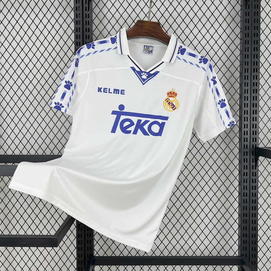Real Madrid 1996/97 Home Retro Jersey