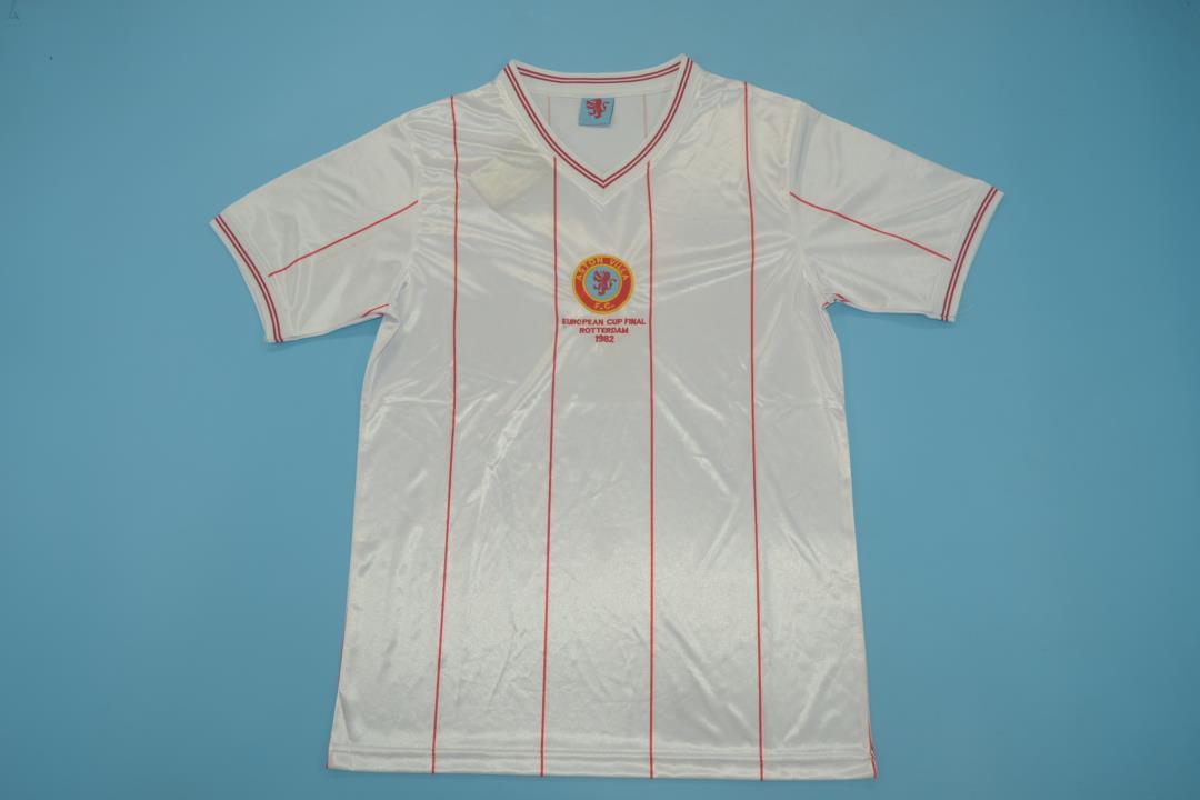 As-ton Vi-lla away white 1982
