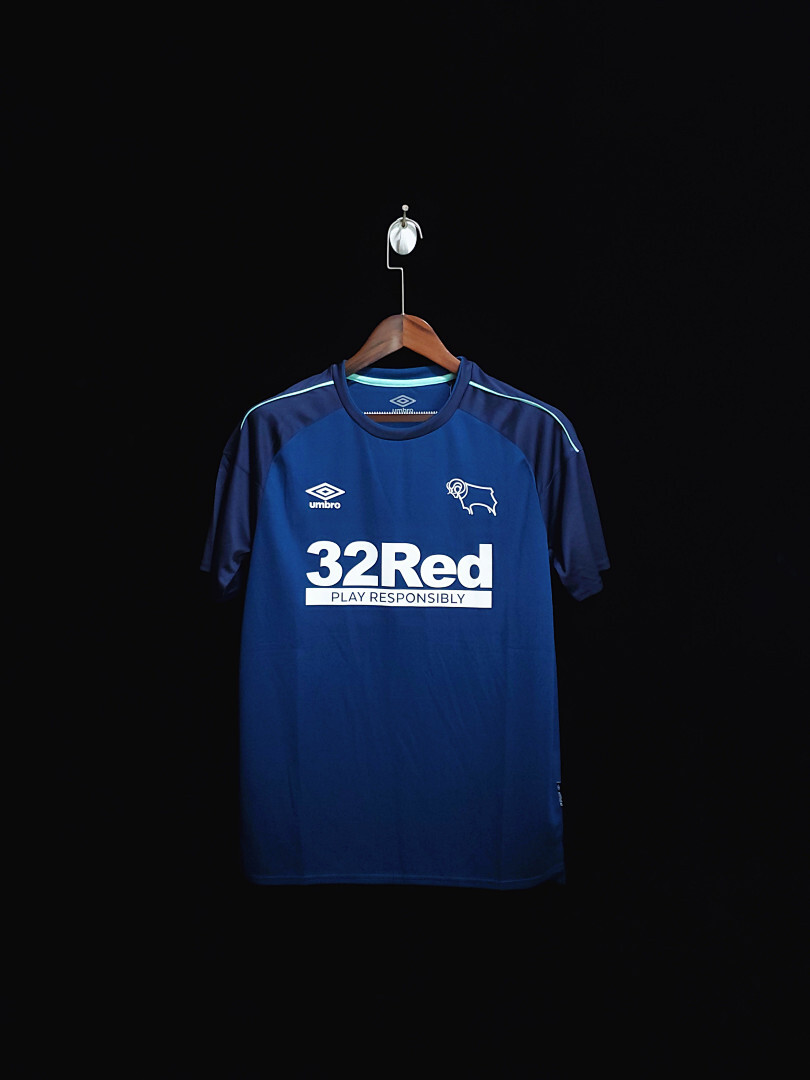 20-21 Derbyshire away S-XXL