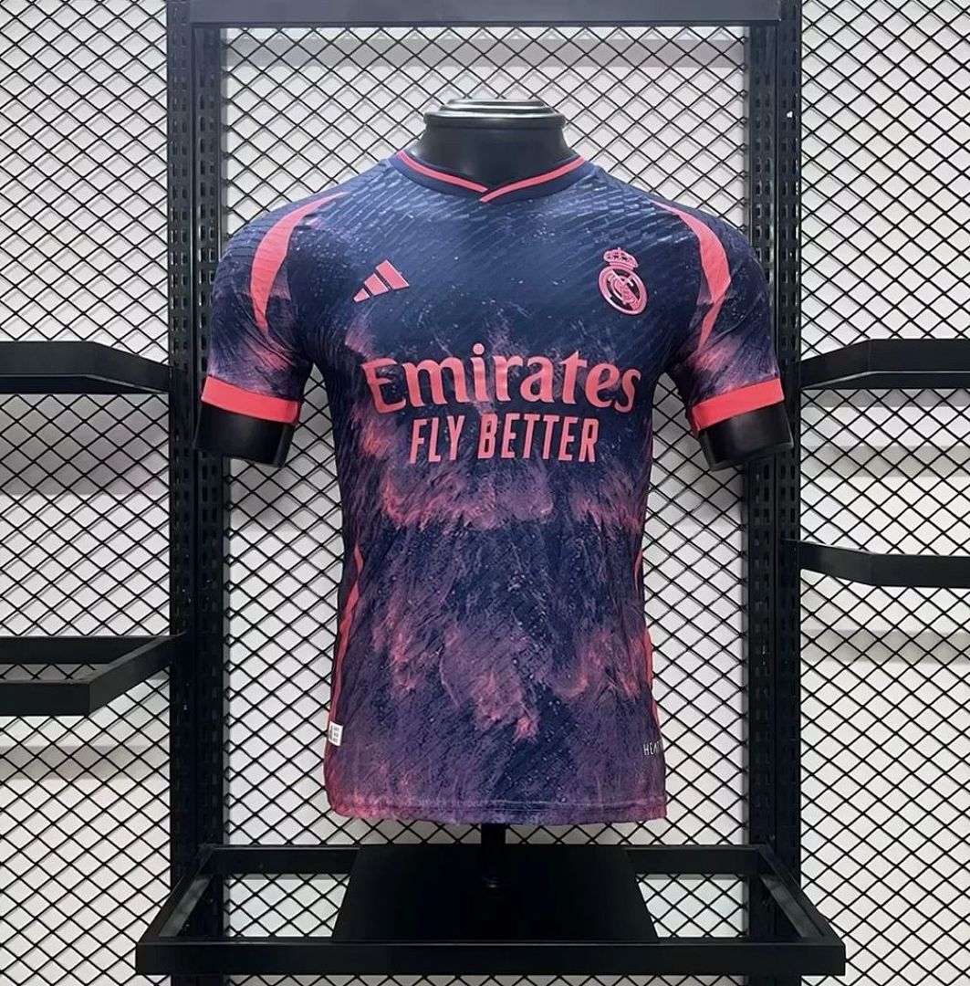 Real Madrid 2024/25 Pre-match training Jersey– Player Versi