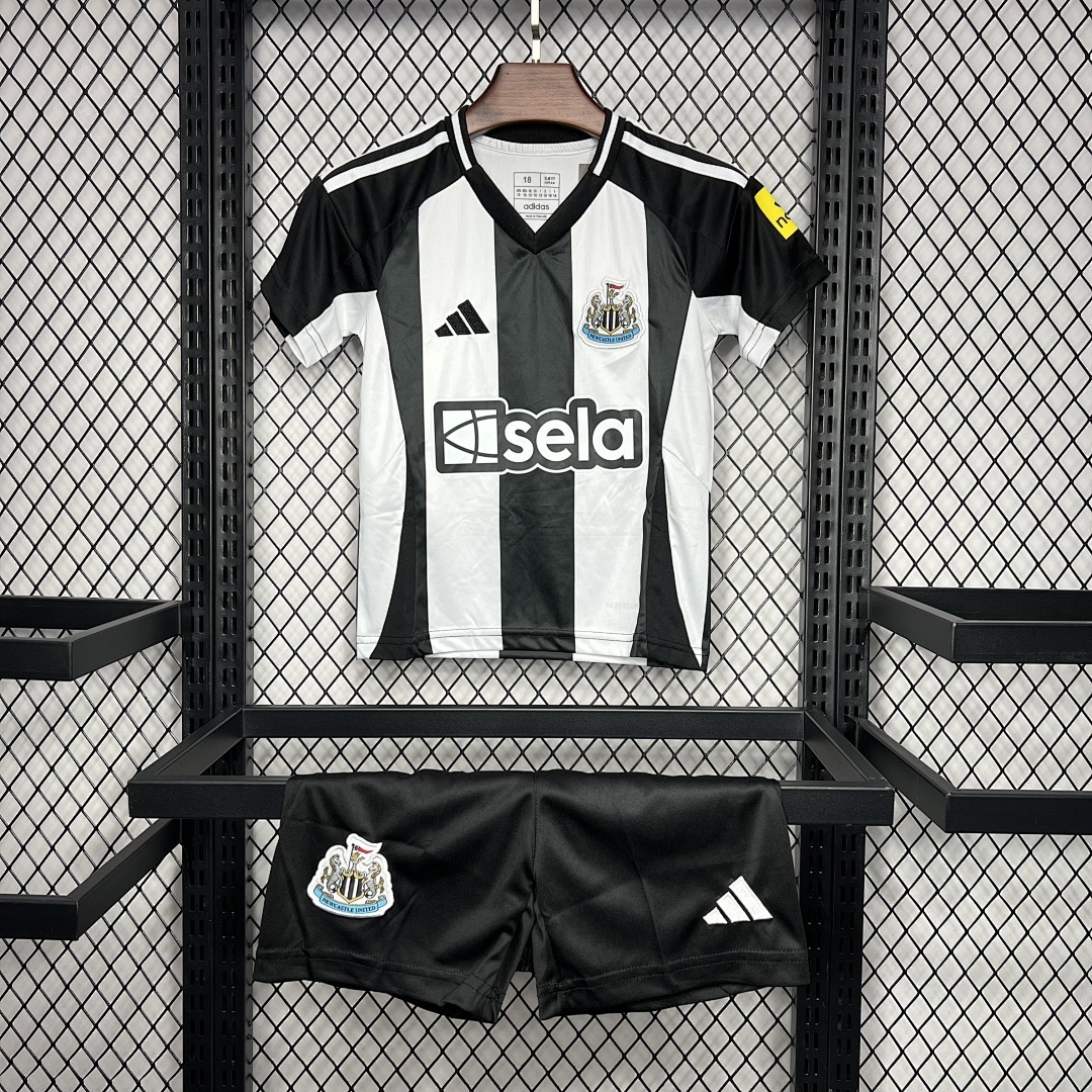 Newcastle United 2024/25 Home Kids Kit