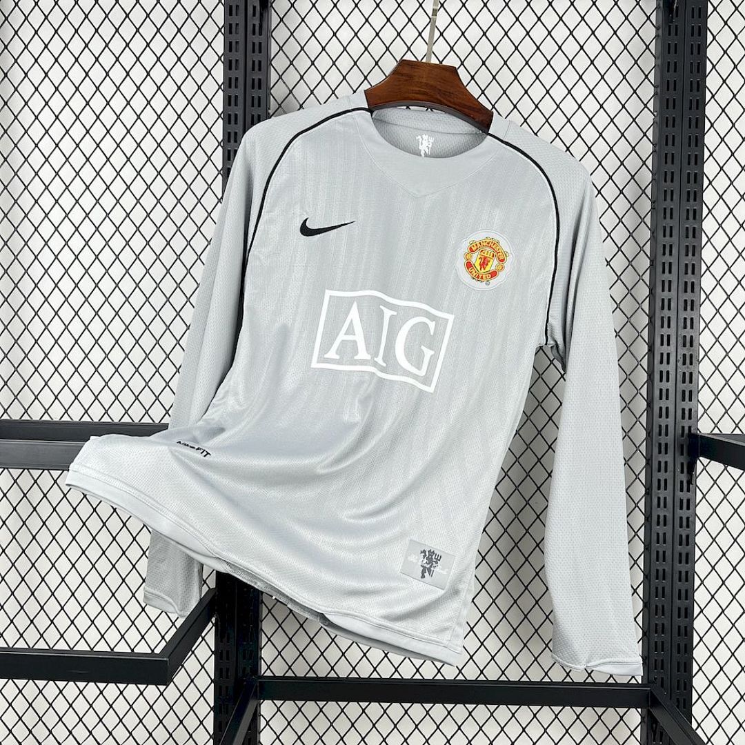 Manchester United 2007/08  Grey Goalkeepe Long Sleeves Retro Jersey