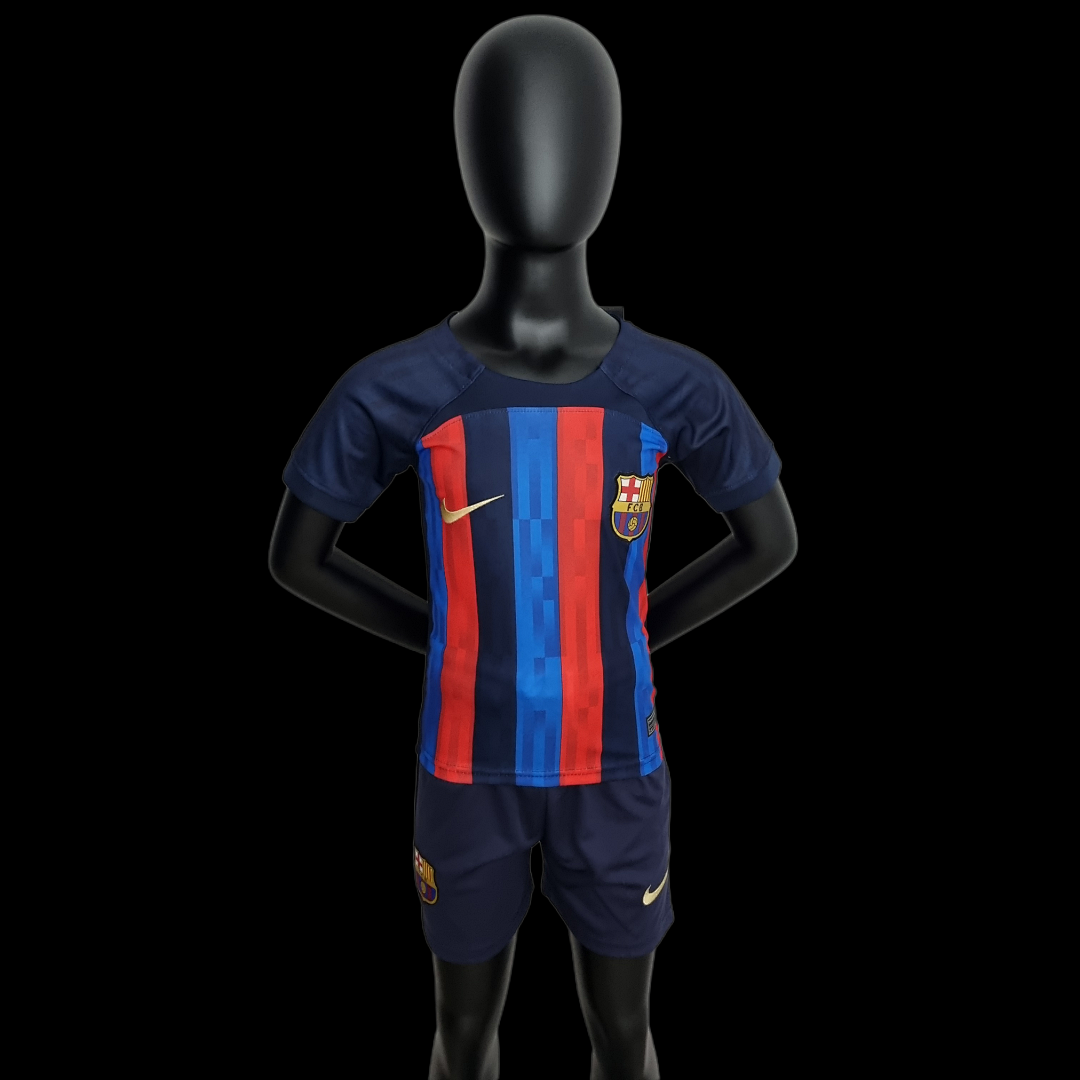 22/23 kids Barcelona home SIZE: 16-28