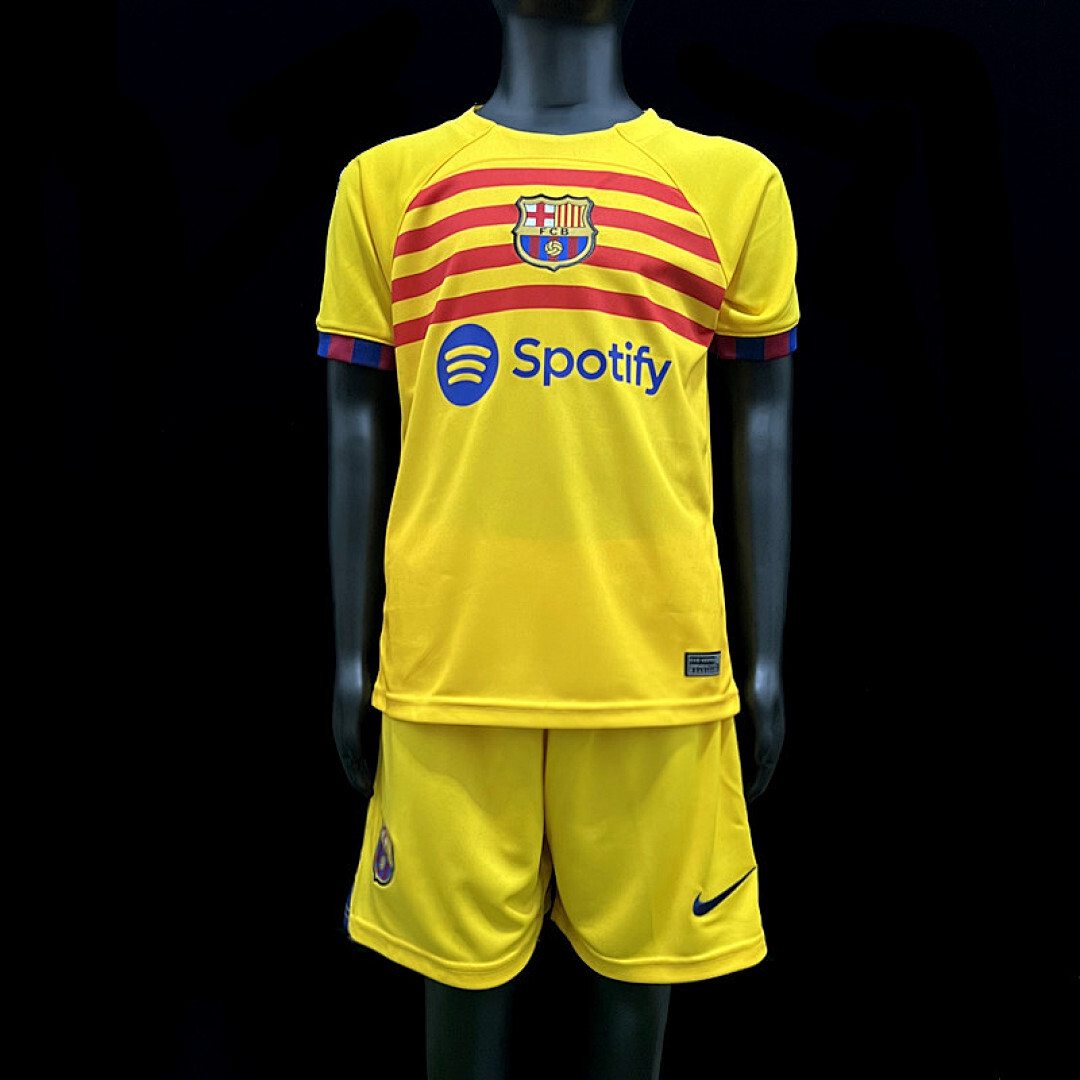 23/24 Barcelona 4th away kids16-28