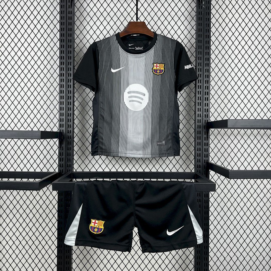Kids Barcelona 2025/26 Goalkeeper Kit