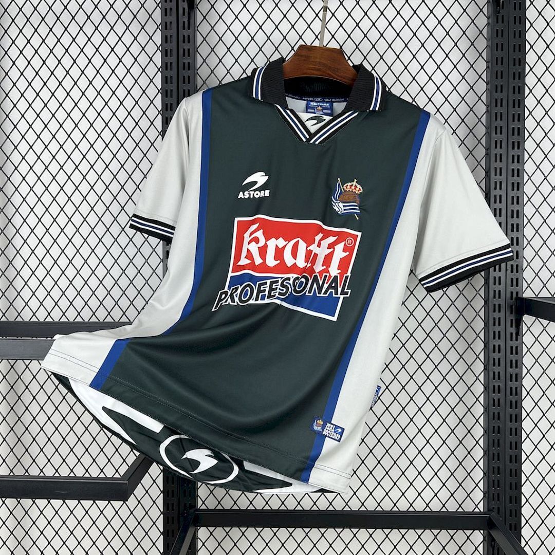 Real Sociedad 2000/02 Away Retro Jersey