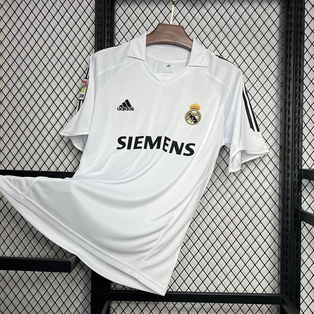 Real Madrid 2005/06 Home Retro Jersey