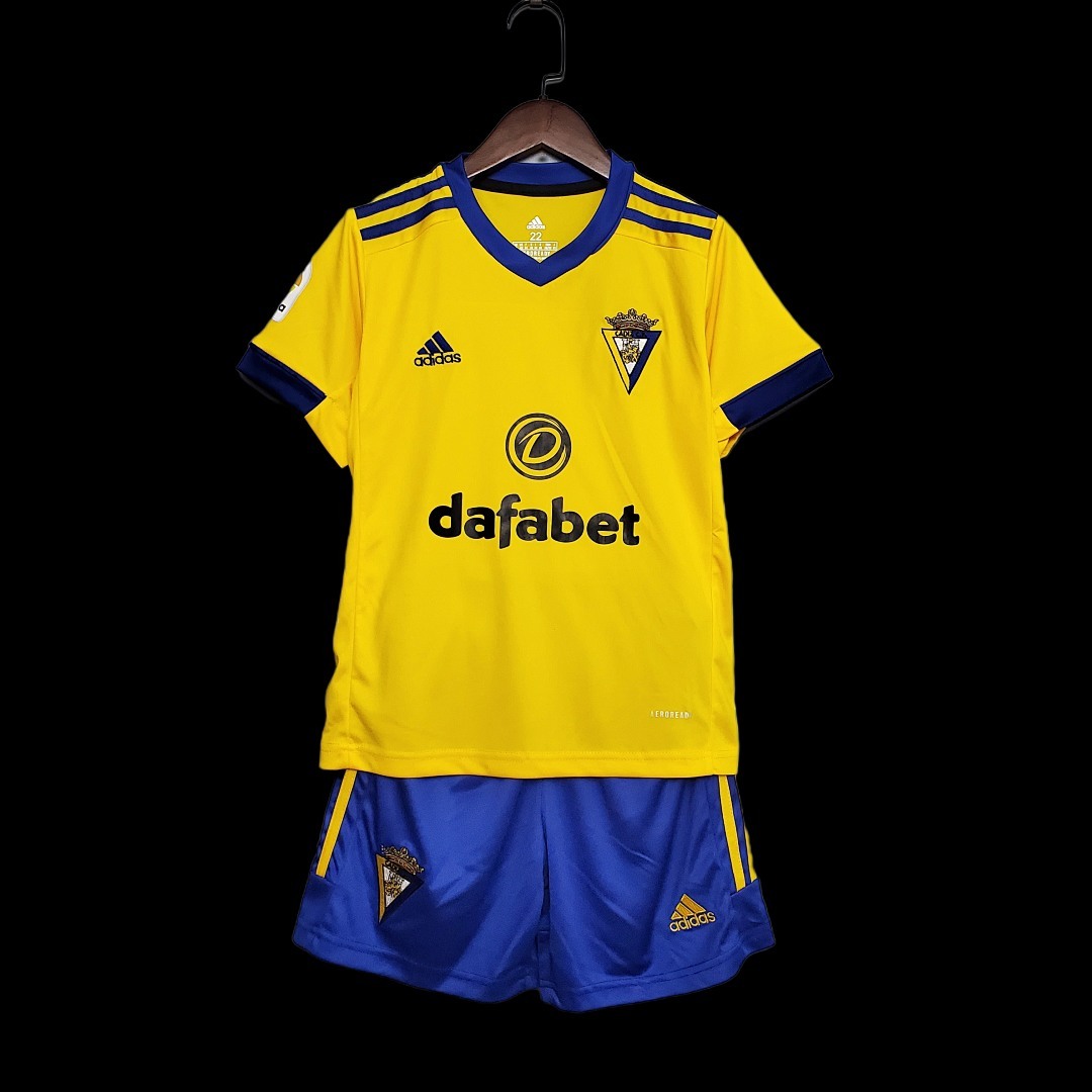 20-21 Cadiz home size: 16-28