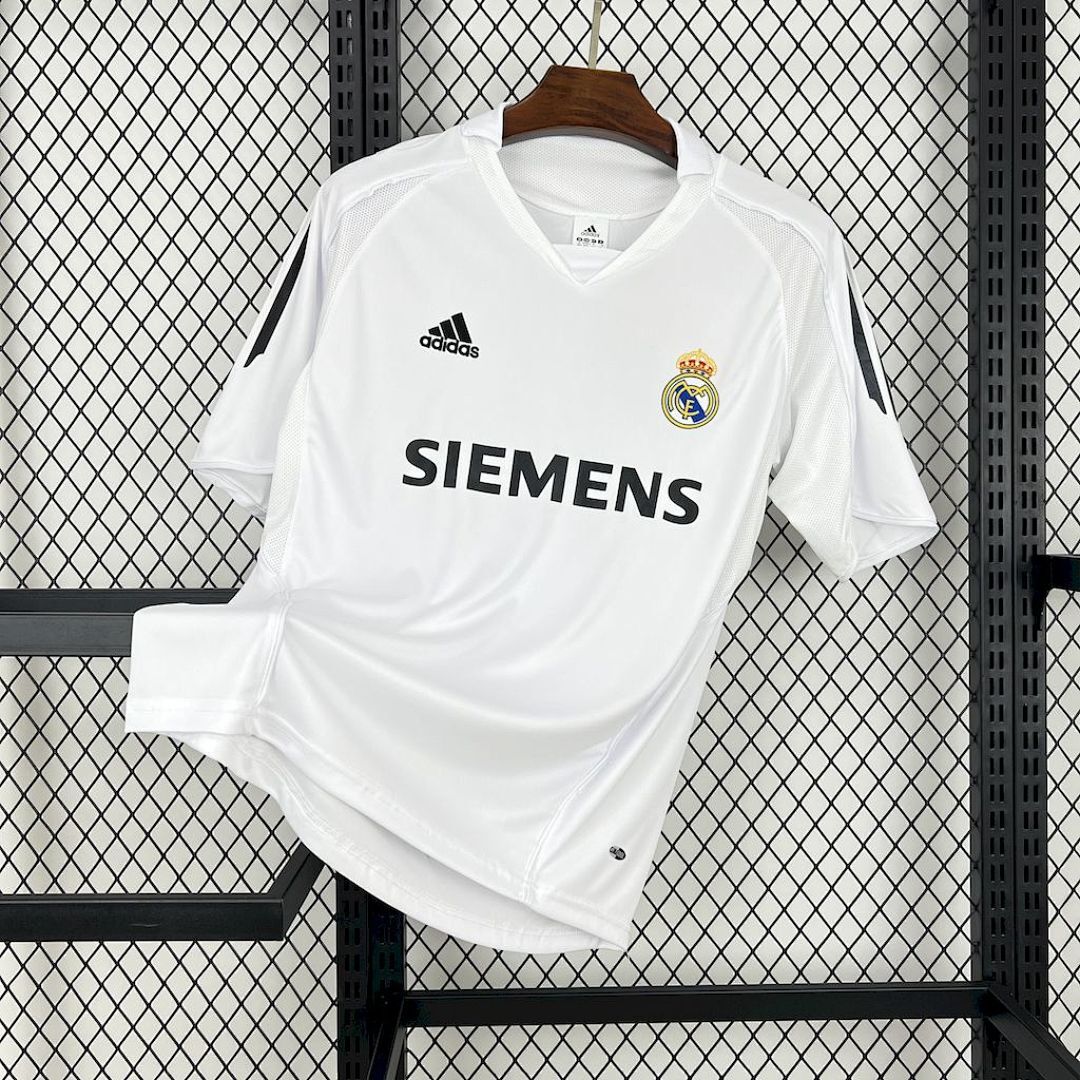 Real Madrid 2005/06 Home Retro Jersey