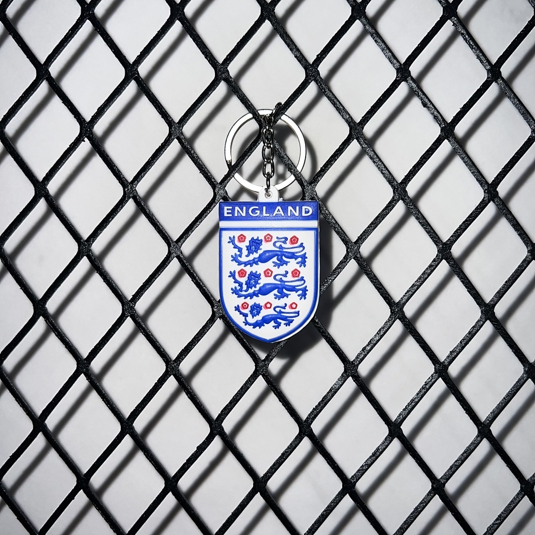 England Euro keychain
